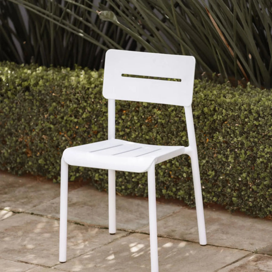 Outo Outdoor Dining Chair - White
