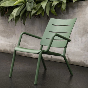 Outo Outdoor Lounge Chair - Dark Green