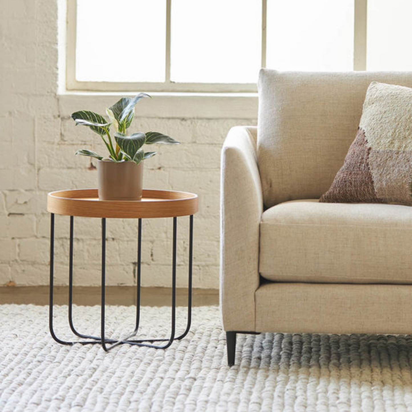 Segment Side Table - Oak/Black