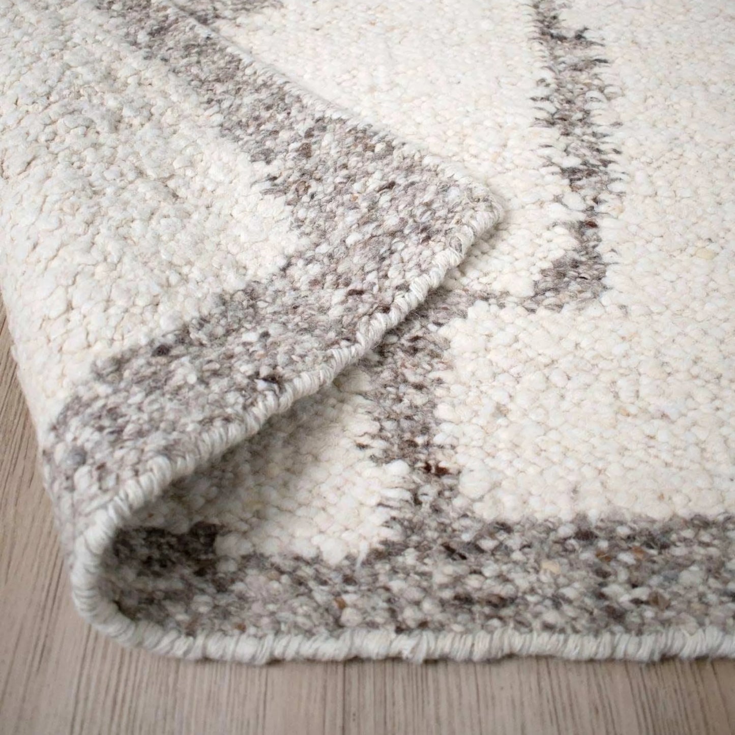 Heras Rug - Ivory / Taupe 250cm x 350cm