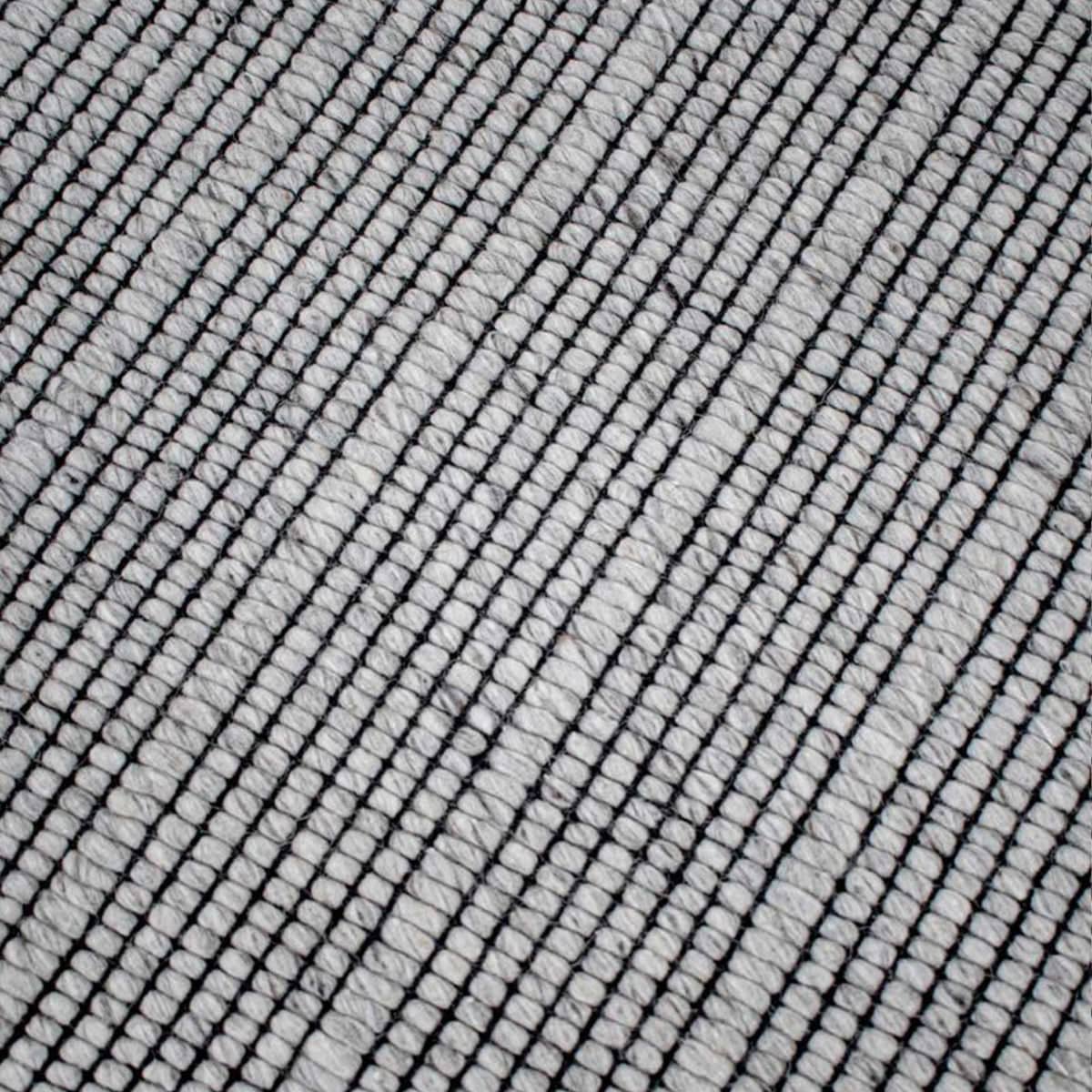 Cable Rug - Silver 250cm x 350cm