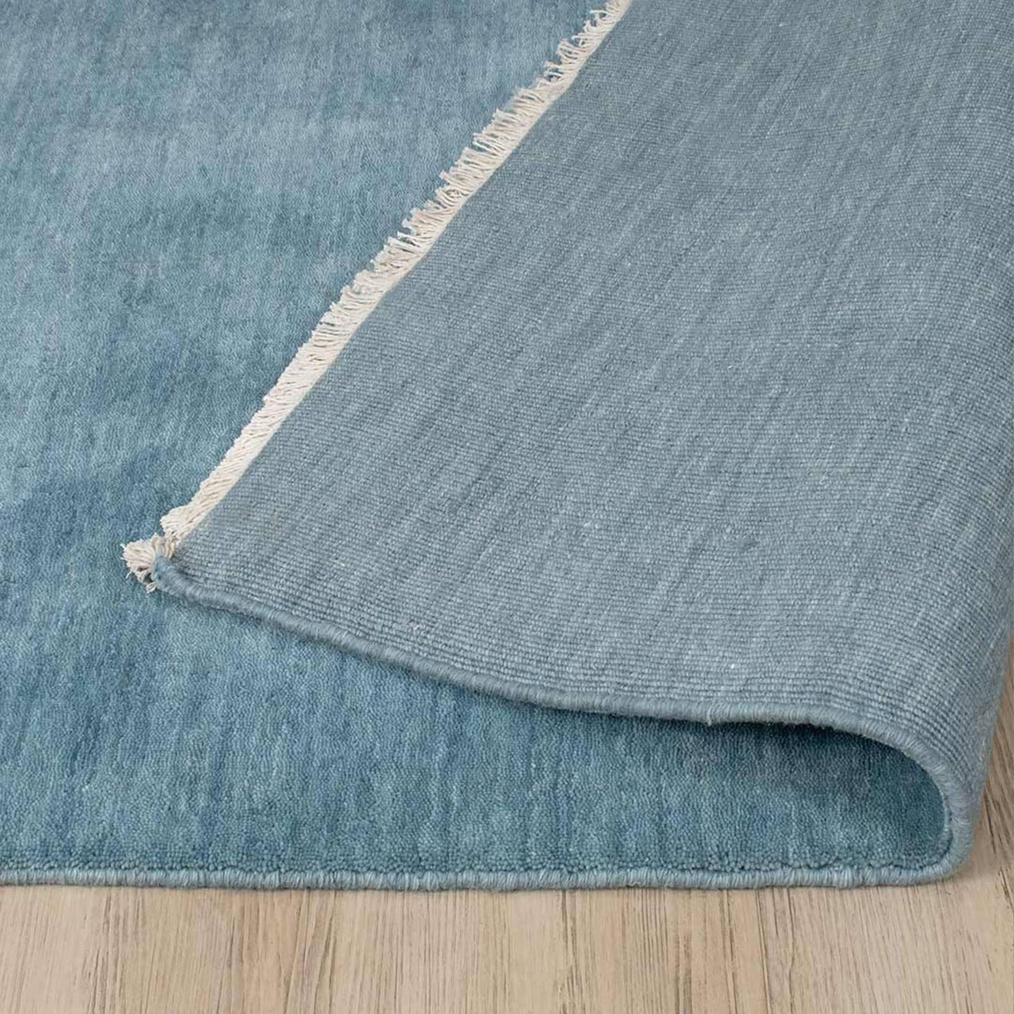 Diva Rug - Sky blue 300cm x 400cm